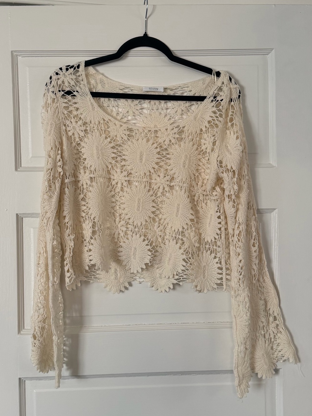 Bluivy Cream Crochet Floral Long Sleeve Tunic Top